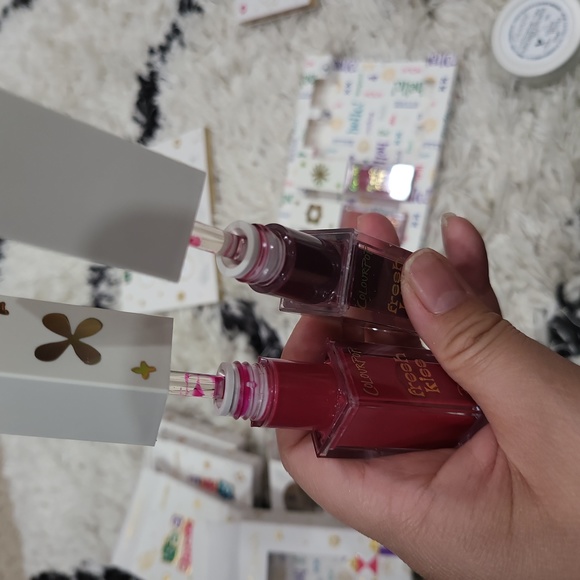 colourpop disney it's a small world makeup set - Picture 9 of 9